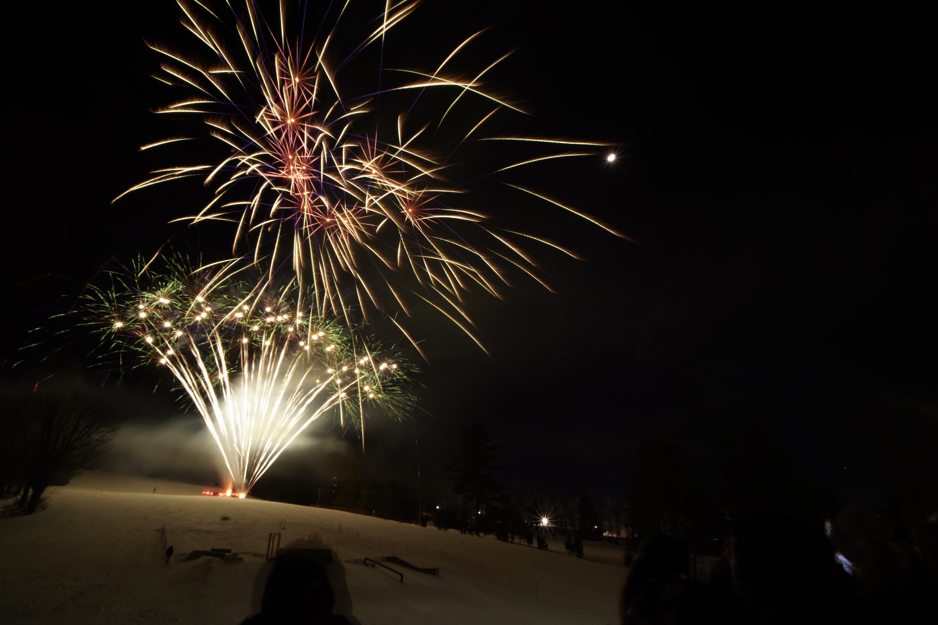 Mid-Season Party Fireworks at Snow Trails in Mansfield, Ohio